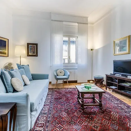 Huge Center Guastalla Gardens 8pax Appartement *