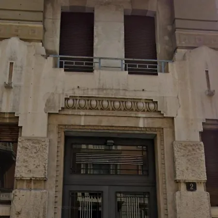 Appartement Huge Center Guastalla Gardens 8pax *